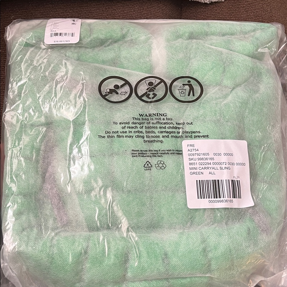NWT FREE PEOPLE MOVEMENT Quilted Baby Carryall Sling Bag | Kelly Green MSRP $58 - Picture 10 of 11